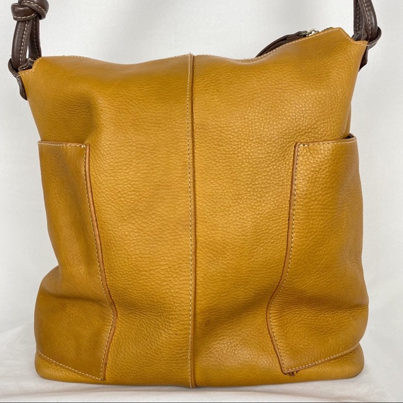 Sundance Leather Slouch Zip Top Tote - Picture 3 of 11
